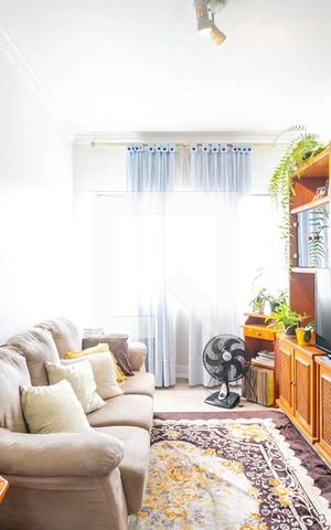 Apartamento à venda com 76m², 2 quartos e 1 vaga Apartamento à venda com 76m², 2 quartos e 1 vagaSala