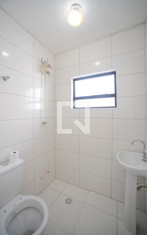 Casa para alugar com 80m², 2 quartos e sem vagaBanheiro