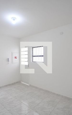 Casa para alugar com 80m², 2 quartos e sem vagaSala