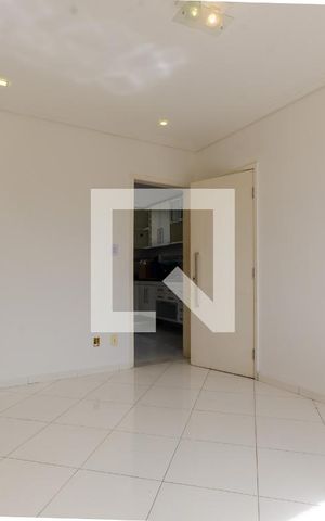 Apartamento para alugar com 76m², 3 quartos e 1 vagaSala