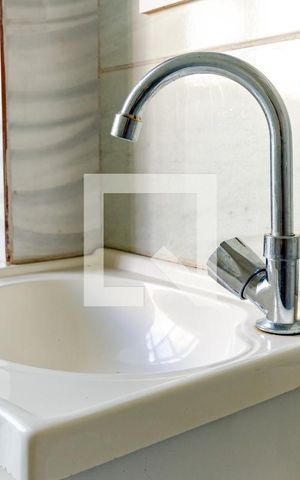 Apartamento para alugar com 76m², 3 quartos e 1 vagaBanheiro de Serviço