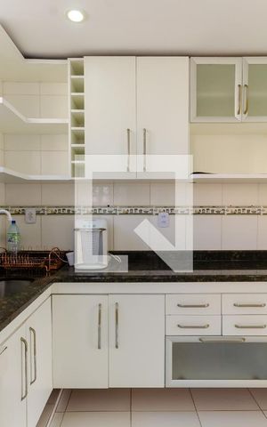 Apartamento para alugar com 76m², 3 quartos e 1 vagaCozinha