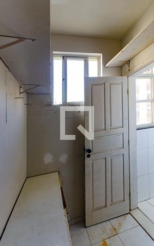Apartamento para alugar com 76m², 3 quartos e 1 vagaQuarto de Serviço