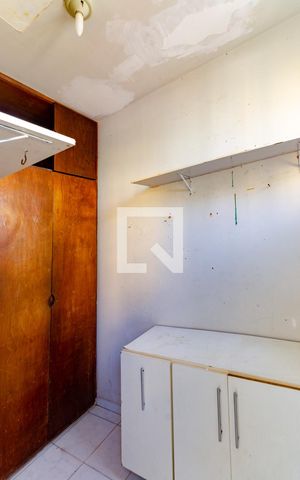 Apartamento para alugar com 76m², 3 quartos e 1 vagaQuarto de Serviço