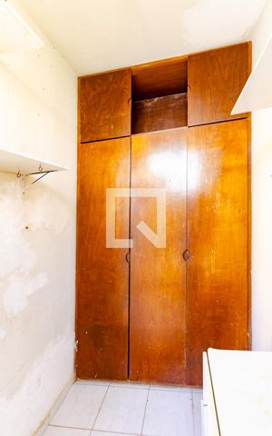 Apartamento para alugar com 76m², 3 quartos e 1 vagaQuarto de Serviço