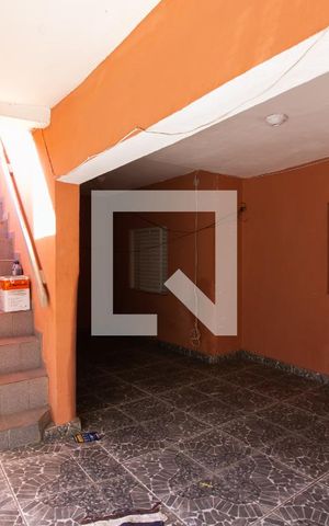 Casa à venda com 200m², 2 quartos e 2 vagasGaragem