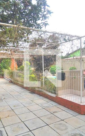 Casa à venda com 153m², 4 quartos e 3 vagasÁrea Externa