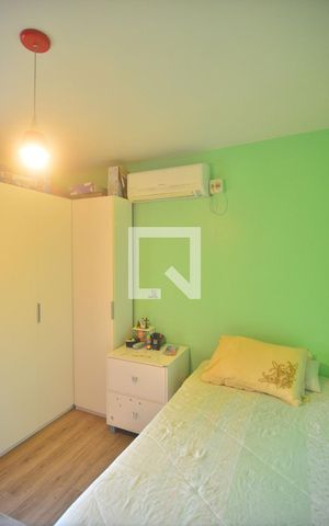 Casa à venda com 153m², 4 quartos e 3 vagasQuarto 1