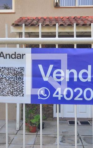 Casa à venda com 153m², 4 quartos e 3 vagasFachada