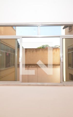 Apartamento para alugar com 86m², 3 quartos e 1 vagaSala