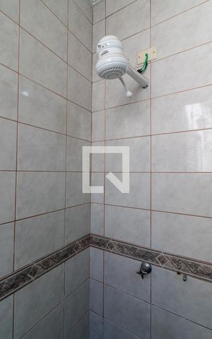 Casa à venda com 70m², 2 quartos e 2 vagasBanheiro