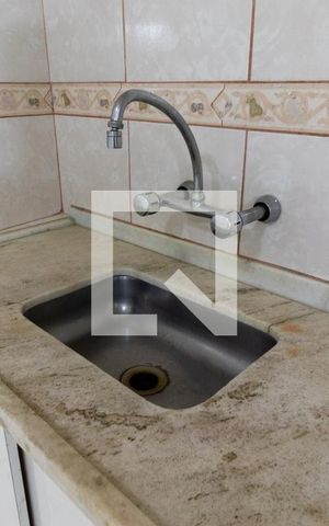 Casa à venda com 70m², 2 quartos e 2 vagasCozinha