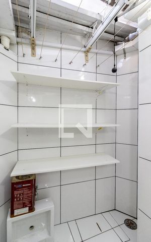 Casa à venda com 70m², 2 quartos e 2 vagasÁrea de Serviço