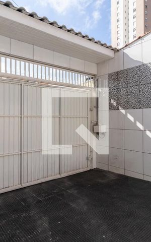 Casa à venda com 70m², 2 quartos e 2 vagasGaragem