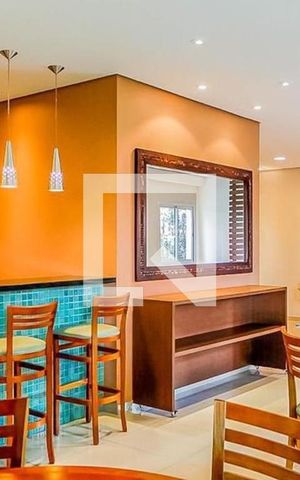 Apartamento para alugar com 55m², 2 quartos e 1 vaga Apartamento para alugar com 55m², 2 quartos e 1 vagaÁrea comum - Salão de festas