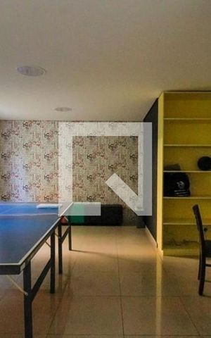 Apartamento para alugar com 55m², 2 quartos e 1 vaga Apartamento para alugar com 55m², 2 quartos e 1 vagaÁrea comum - Salão de Jogos