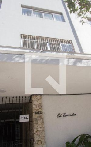 Apartamento à venda com 85m², 2 quartos e 1 vagaFachada