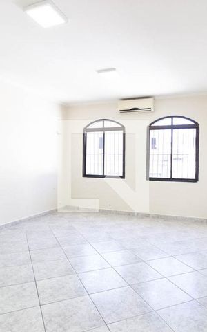 Casa à venda com 159m², 4 quartos e 1 vaga Casa à venda com 159m², 4 quartos e 1 vagaSuíte 3