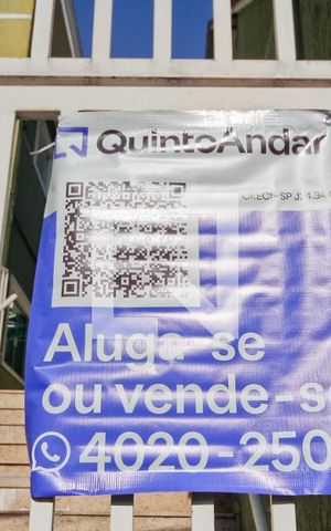 Casa à venda com 116m², 2 quartos e 1 vaga Casa à venda com 116m², 2 quartos e 1 vagaFachada