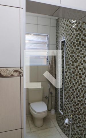 Casa à venda com 250m², 4 quartos e 3 vagasBanheiro