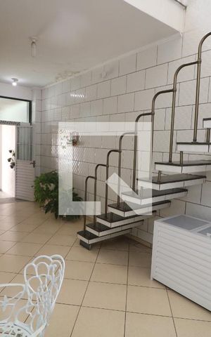 Casa à venda com 250m², 4 quartos e 3 vagasQuintal