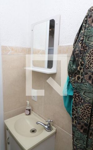Casa à venda com 250m², 4 quartos e 3 vagasBanheiro