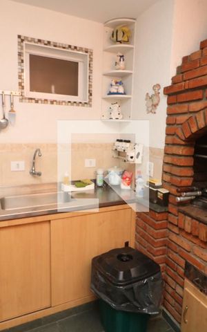 Casa à venda com 250m², 4 quartos e 3 vagasChurrasqueira
