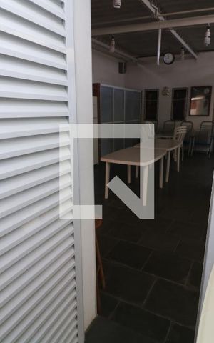 Casa à venda com 250m², 4 quartos e 3 vagasBanheiro