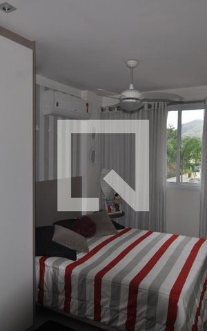 Apartamento à venda com 80m², 2 quartos e 1 vagaQuarto 2 - Armários