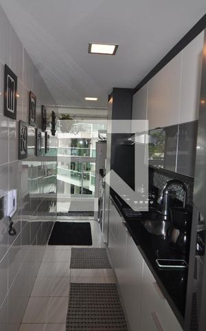 Apartamento à venda com 80m², 2 quartos e 1 vagaCozinha - Armários