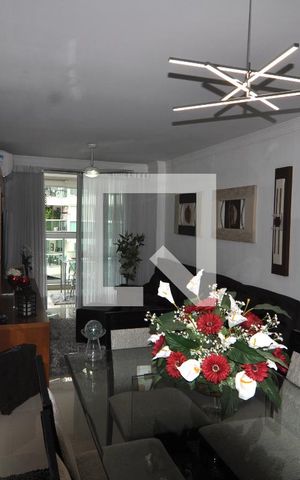 Apartamento à venda com 80m², 2 quartos e 1 vagaSala 