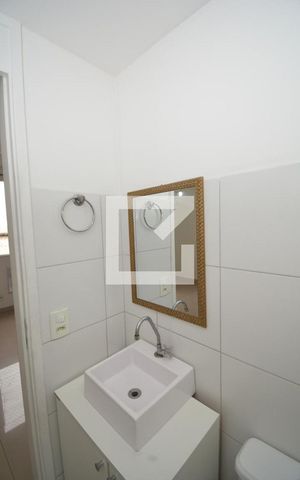 Apartamento à venda com 60m², 2 quartos e sem vagaBanheiro