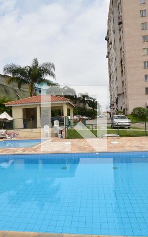 Apartamento à venda com 60m², 2 quartos e sem vagaÁrea comum - Piscina