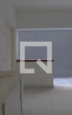 Casa à venda com 203m², 3 quartos e 2 vagas Casa à venda com 203m², 3 quartos e 2 vagasÁrea de Serviço