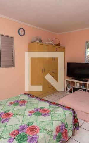 Casa à venda com 258m², 4 quartos e 2 vagas Casa à venda com 258m², 4 quartos e 2 vagasQuarto 2 - suíte