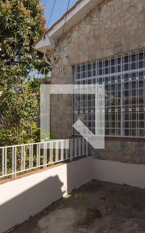 Casa para alugar com 105m², 2 quartos e 1 vagaQuintal