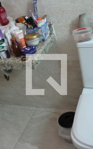 Casa à venda com 110m², 3 quartos e 2 vagasBanheiro