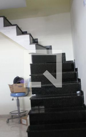 Casa à venda com 110m², 3 quartos e 2 vagasSala