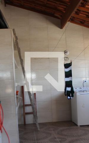 Casa à venda com 110m², 3 quartos e 2 vagasLavanderia