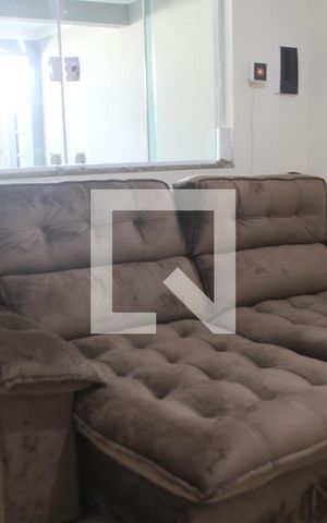 Casa à venda com 110m², 3 quartos e 2 vagasSala