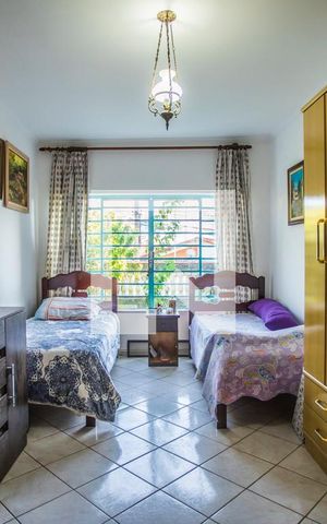 Casa à venda com 172m², 3 quartos e 1 vaga Casa à venda com 172m², 3 quartos e 1 vagaSala