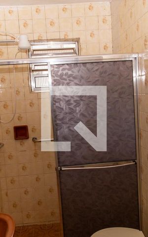 Casa à venda com 40m², 1 quarto e sem vagaBanheiro
