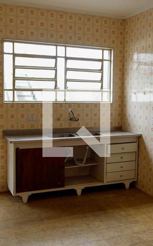 Apartamento à venda com 189m², 4 quartos e 3 vagas Apartamento à venda com 189m², 4 quartos e 3 vagasCozinha
