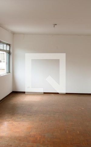 Apartamento à venda com 189m², 4 quartos e 3 vagas Apartamento à venda com 189m², 4 quartos e 3 vagasSala