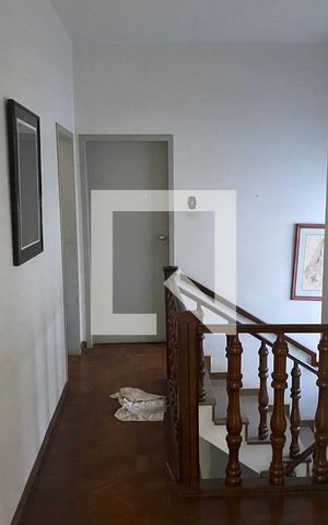 Casa à venda com 200m², 6 quartos e 3 vagas