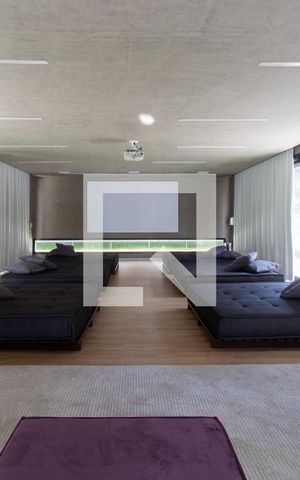 Studio à venda com 32m², 1 quarto e sem vaga Studio à venda com 32m², 1 quarto e sem vagaCinema