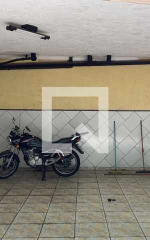 Casa de condomínio à venda com 800m², 2 quartos e 6 vagas Casa de condomínio à venda com 800m², 2 quartos e 6 vagasGaragem