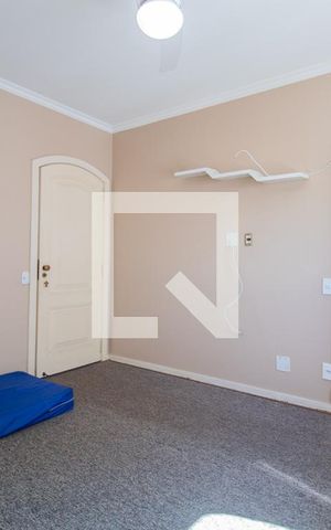 Apartamento à venda com 167m², 3 quartos e 2 vagas Apartamento à venda com 167m², 3 quartos e 2 vagasSuíte master