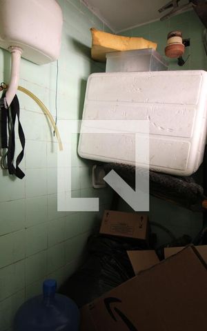 Casa à venda com 110m², 3 quartos e 2 vagasBanheiro de Serviço