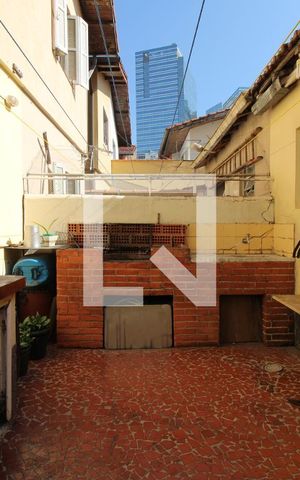 Casa à venda com 110m², 3 quartos e 2 vagasÁrea Externa